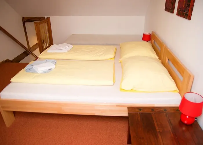 Pod Branou Гостевой дом 3*